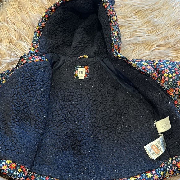 Baby Gap Girls Coat - Picture 6 of 7